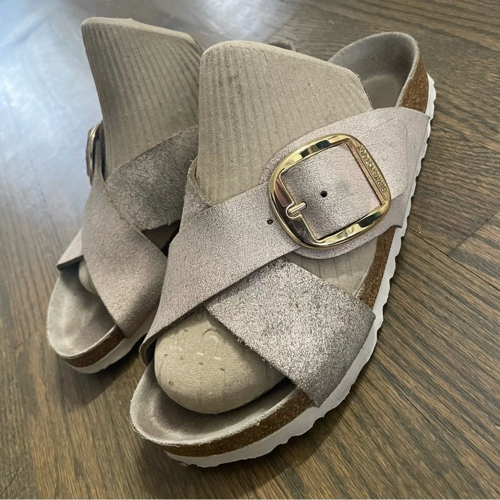 Birkenstock Siena big buckle washed metallic suede